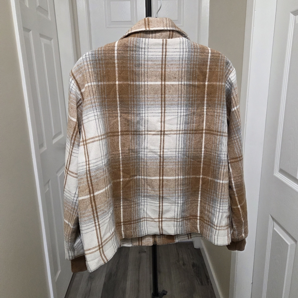 Grace & Lace Plaid Jacket Brown Cream Zip Up Shacket Cozy Fall Winter Layering - Picture 8 of 9
